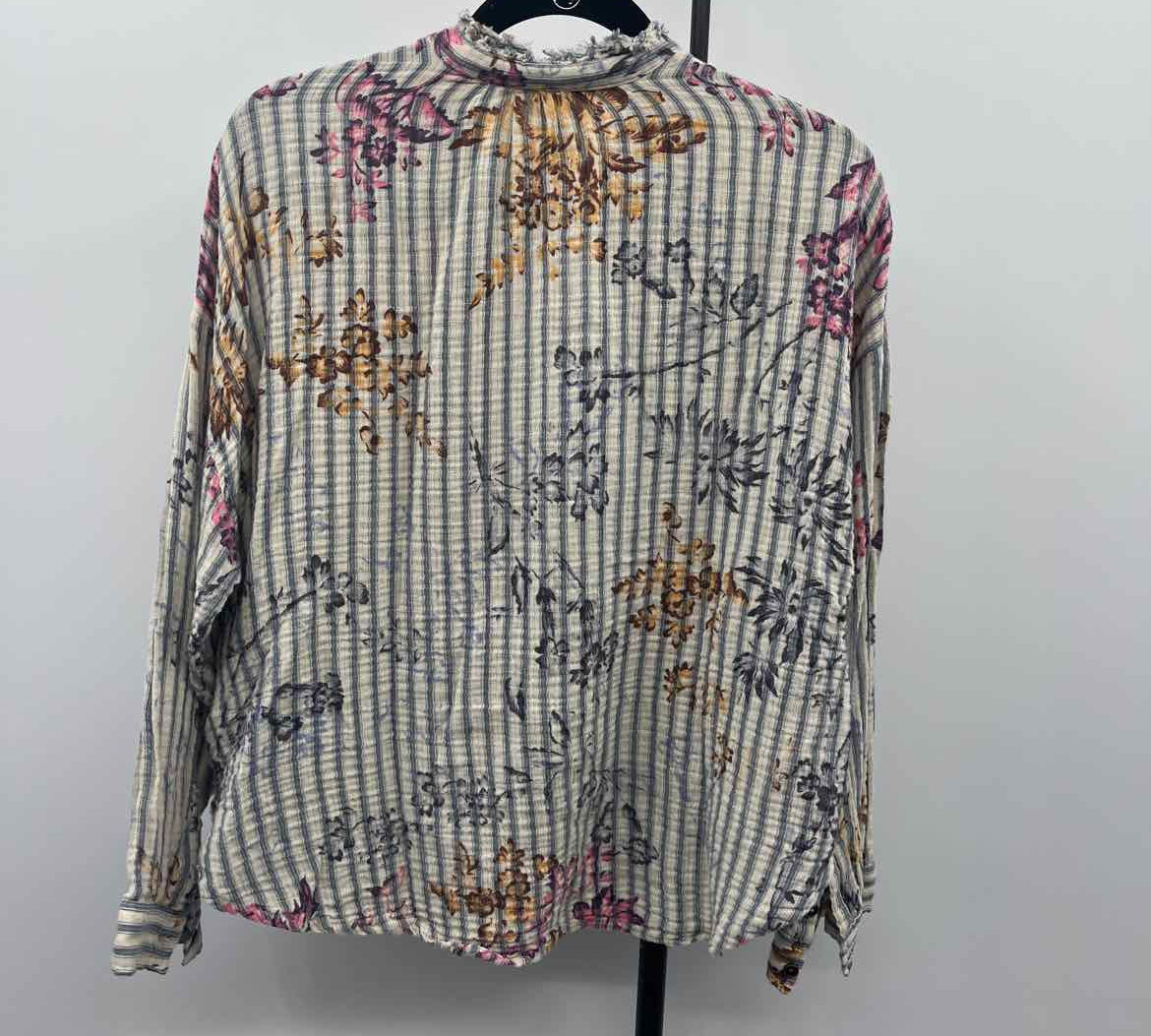 Pilcro Junior's Size XL Ivory Floral Long Sleeve Shirt