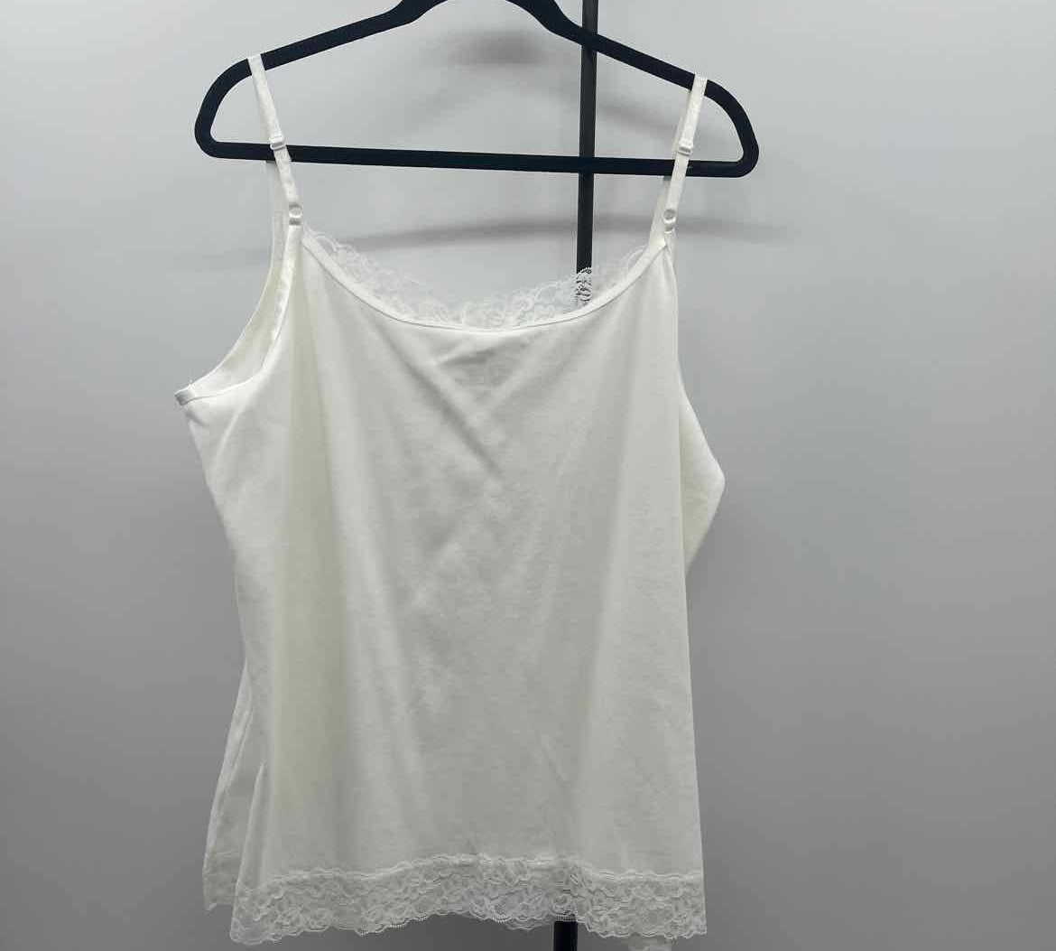 CJ Banks Women's Size 2X White Solid Tank