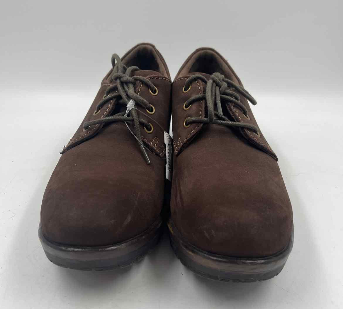 Eastland Women's Shoe Size 7 Brown Solid Dress Shoes