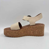Zodiac Women's Shoe Size 8 Beige Solid Sandals