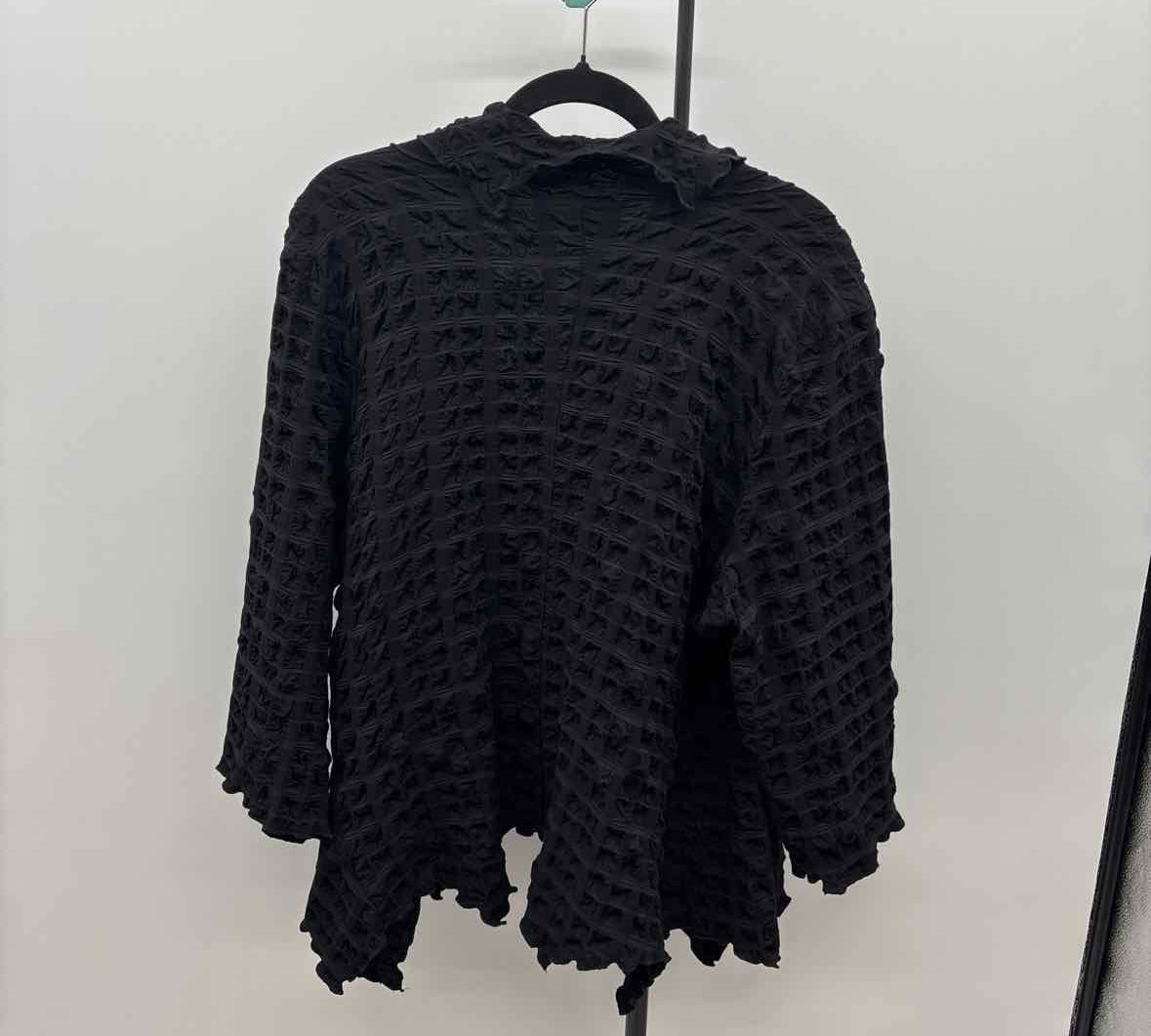 Joseph Ribikoff Women's Size 18 Black Textured Cardigan