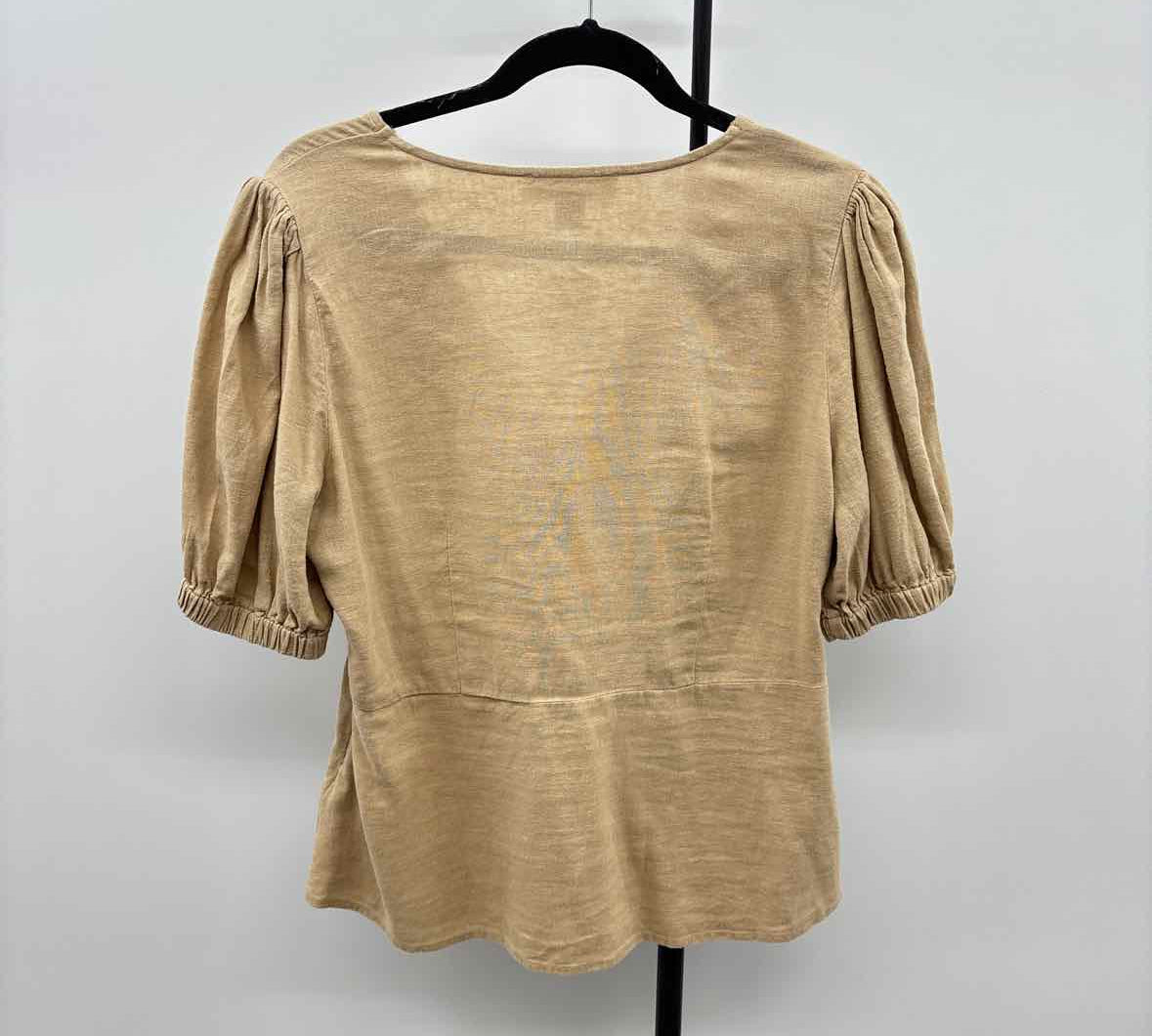Michael Kors Women's Size M camel Textured Short Sleeve Shirt