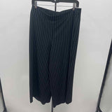 Adrianna Papell Women's Size 6 Black Stripe Capris