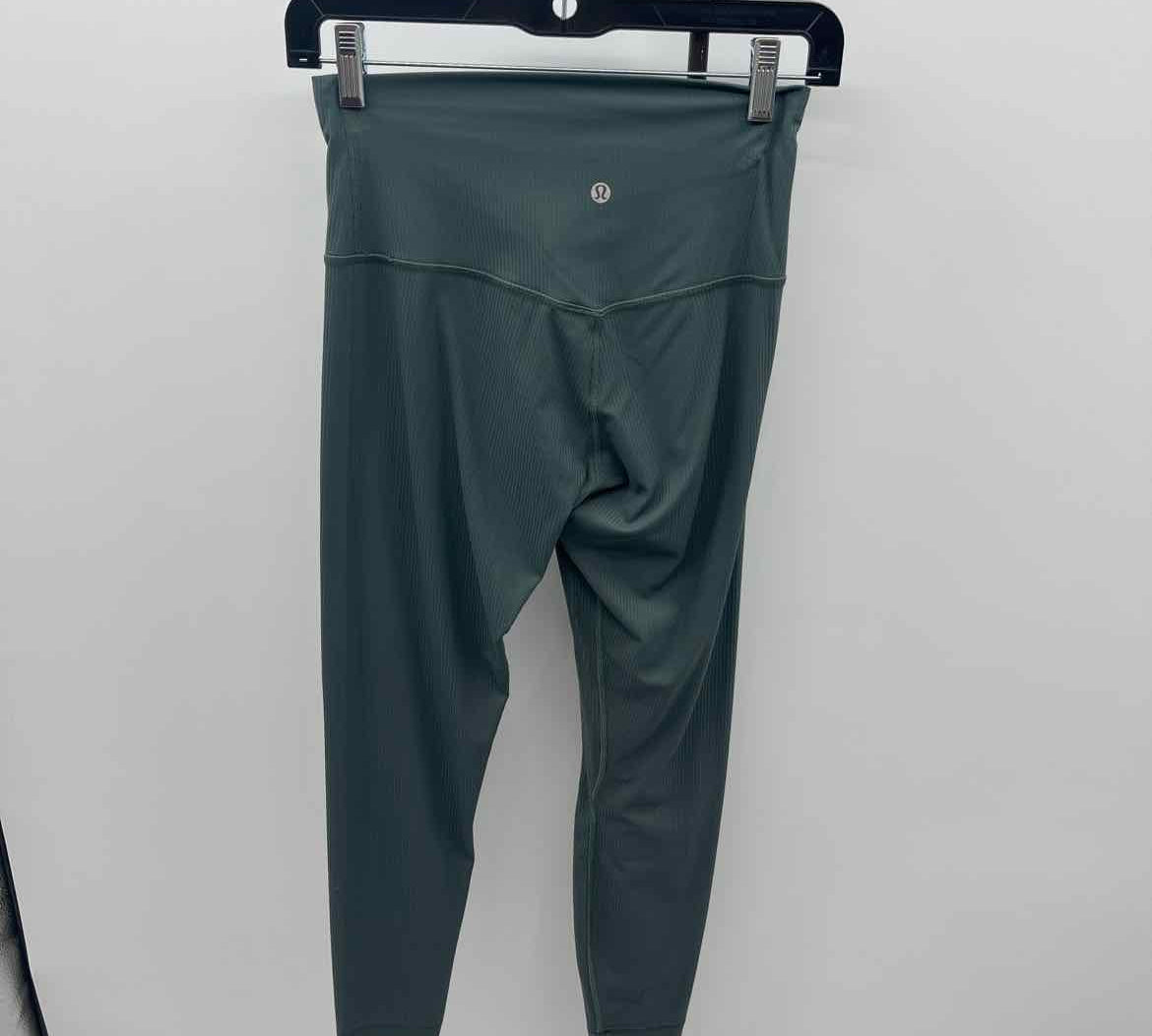 Lululemon Junior's Size 6 Green Ribbed Leggings
