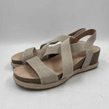 Life Stride Women's Shoe Size 8 Beige Shimmer Sandals
