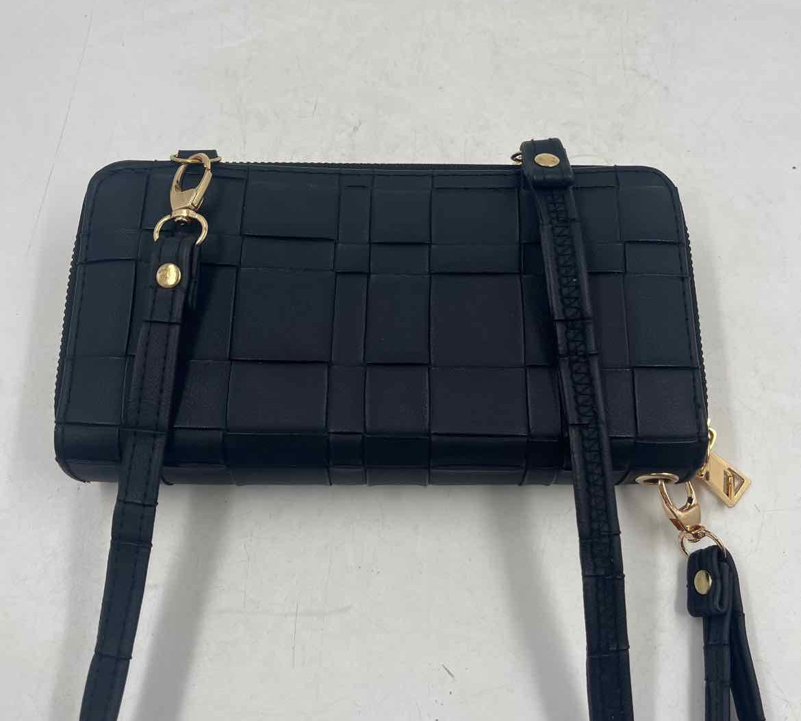 Darcy Marks Women's Black Woven Purse