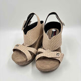 modzori Women's Shoe Size 6 Tan Solid Sandals
