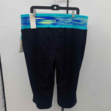 LIVI active Women's Size 18 Black Solid Capris