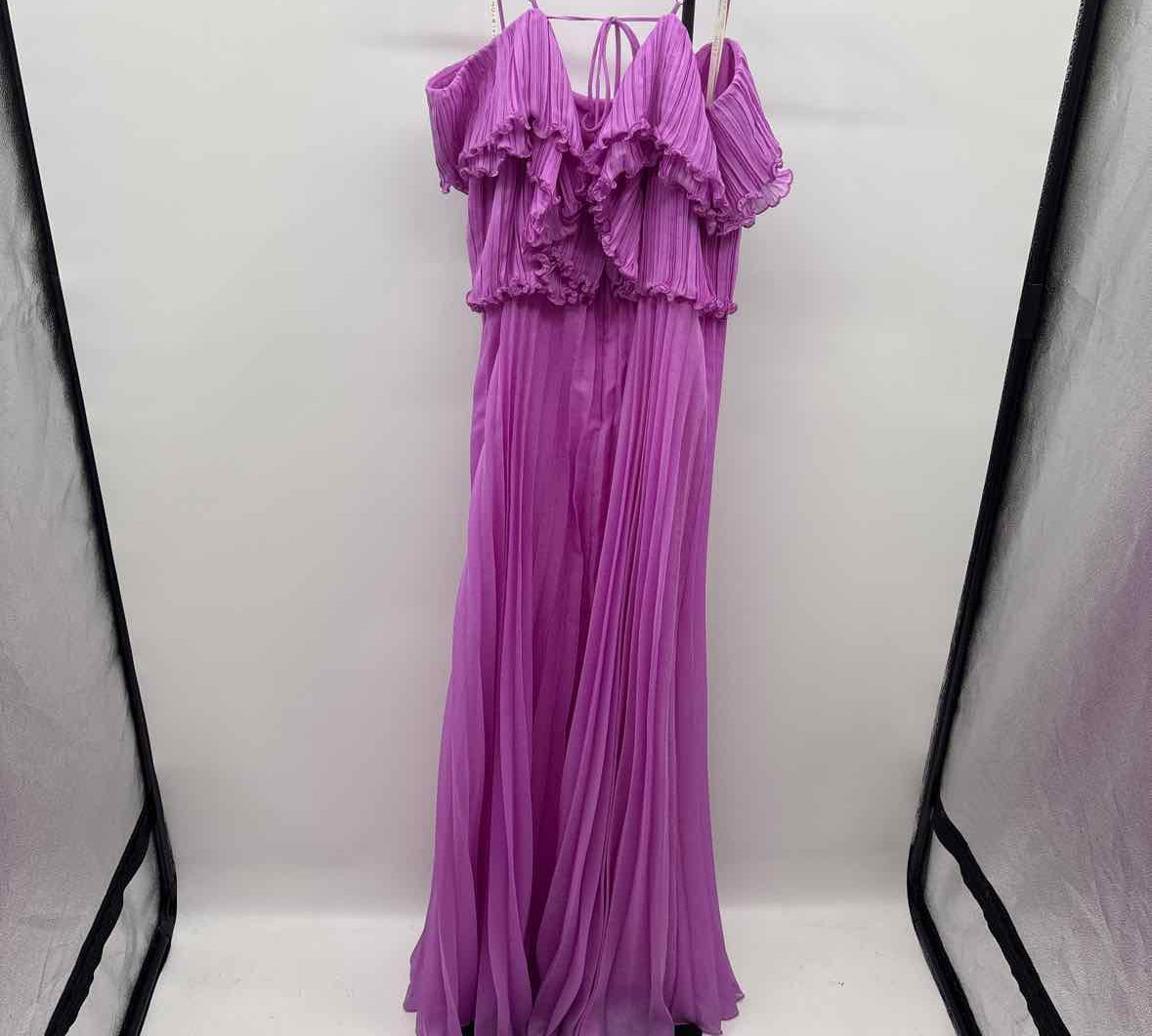 Halston Women's Size L Lilac Pleated Gown/Evening Wear
