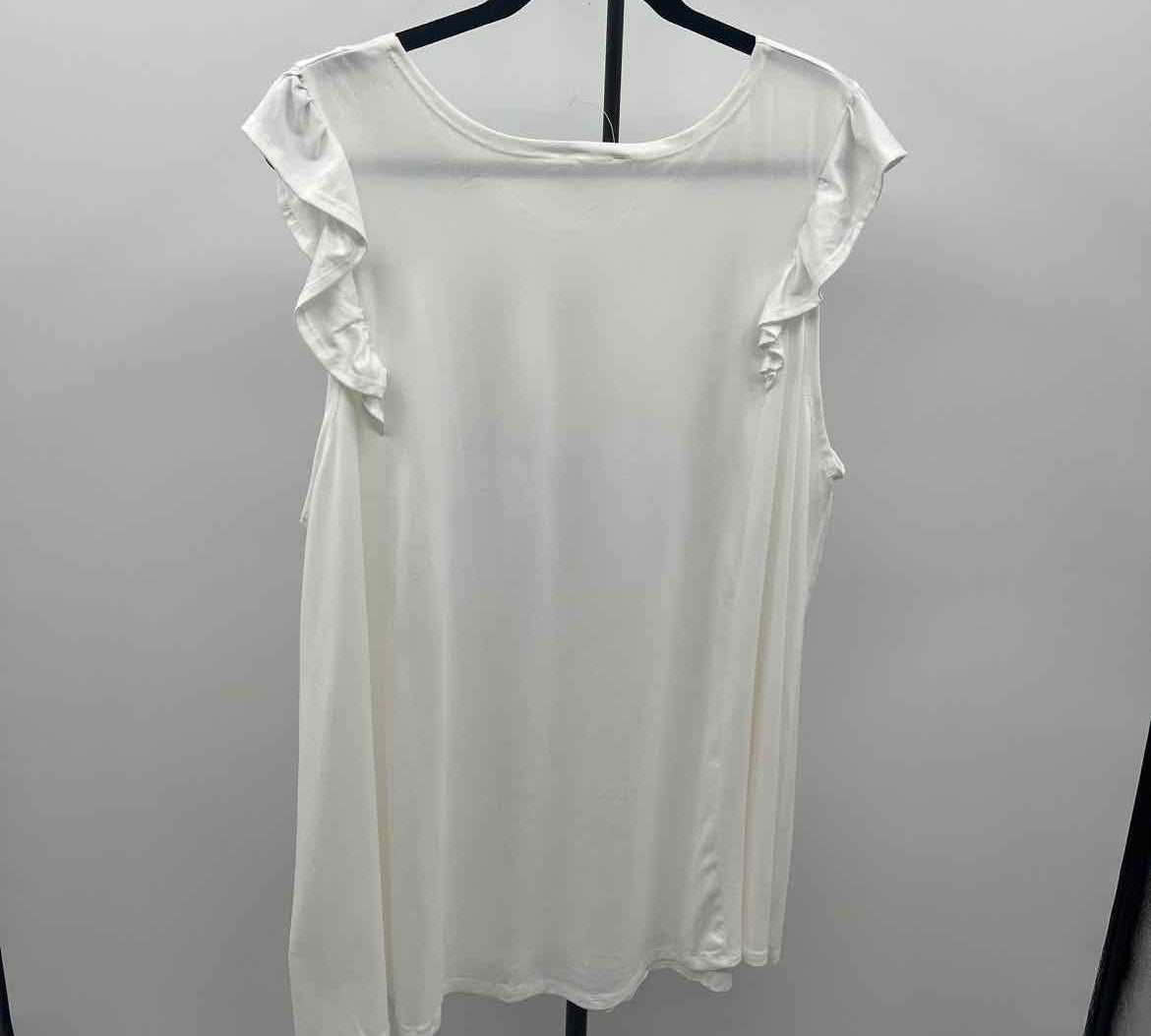 Ninexis Women's Size 3X White Solid Sleeveless Shirt