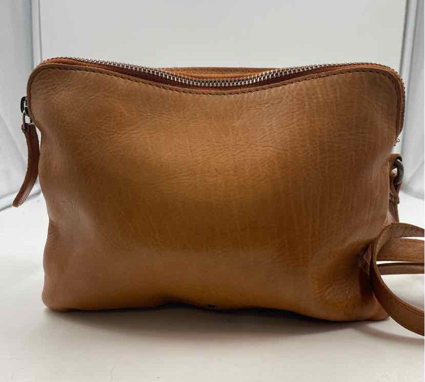 ViLenca Women's Caramel Solid Purse