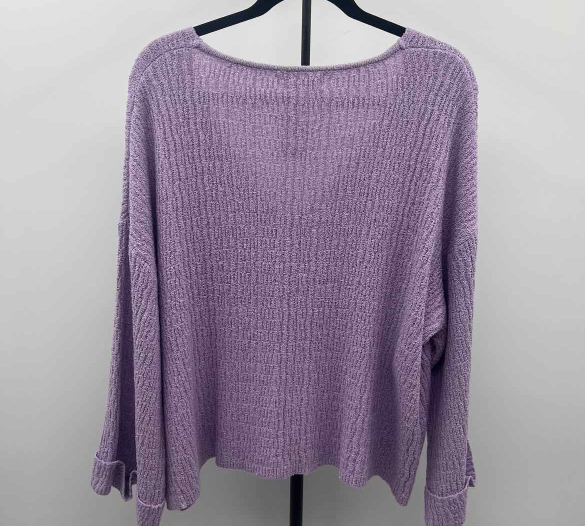 By Together Women's Size M Lavender Textured Sweater