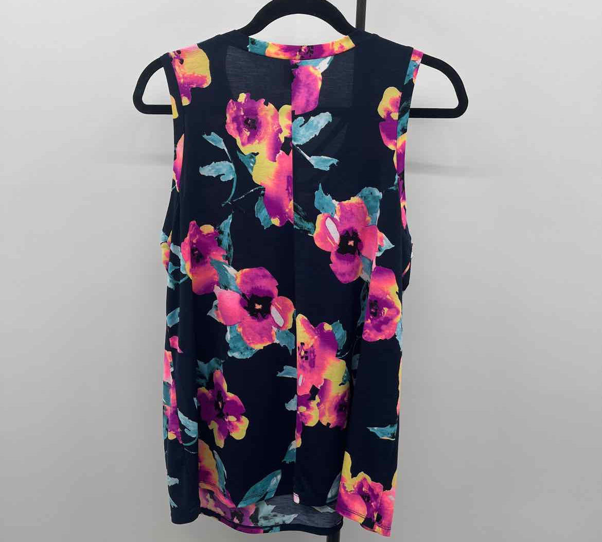 Sew in Love Women's Size L Navy Floral Sleeveless Shirt