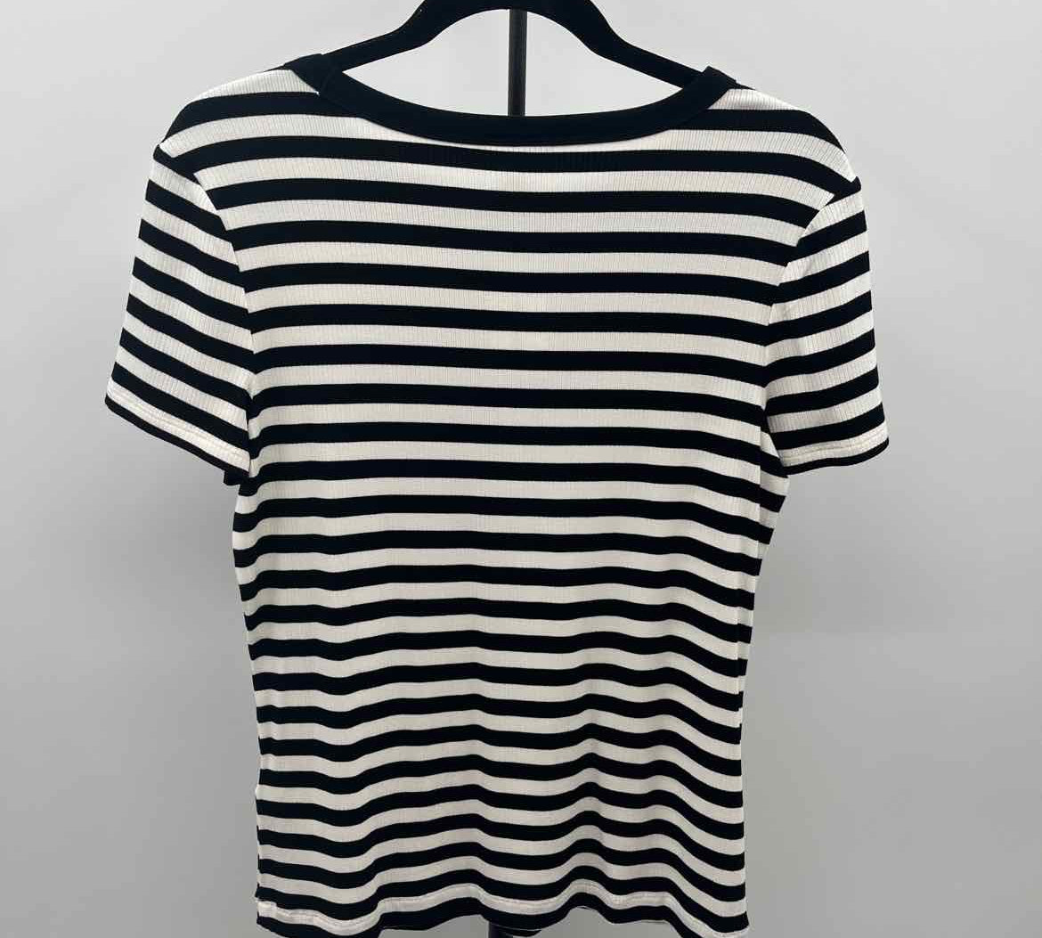 ON 34th Women's Size L Black Stripe Short Sleeve Shirt