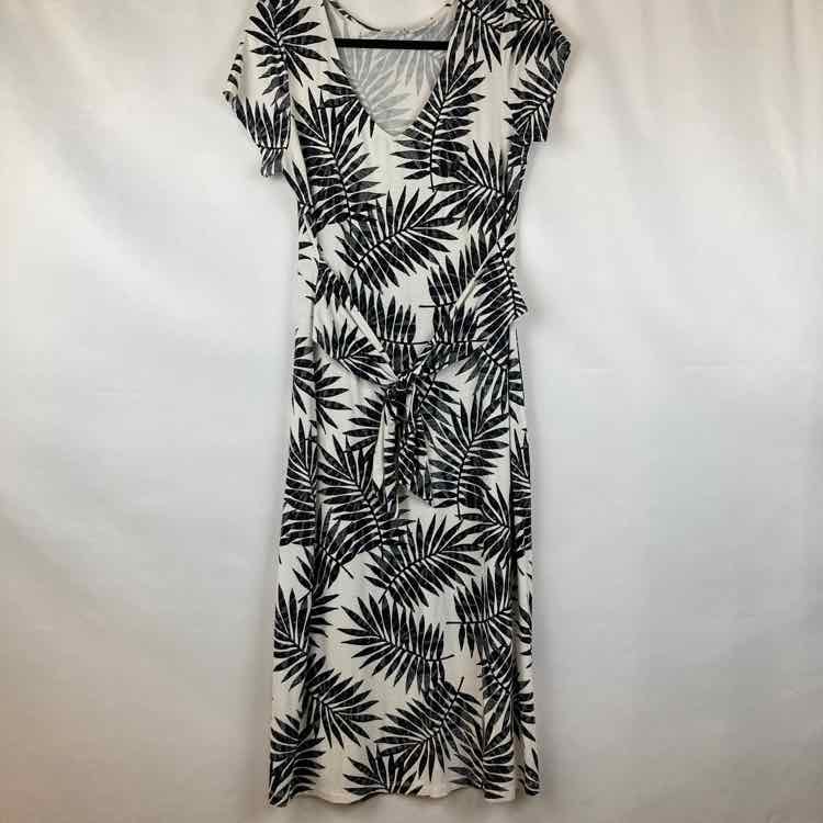 old navy black and white floral dress C&C California Women's Size M Black Dress