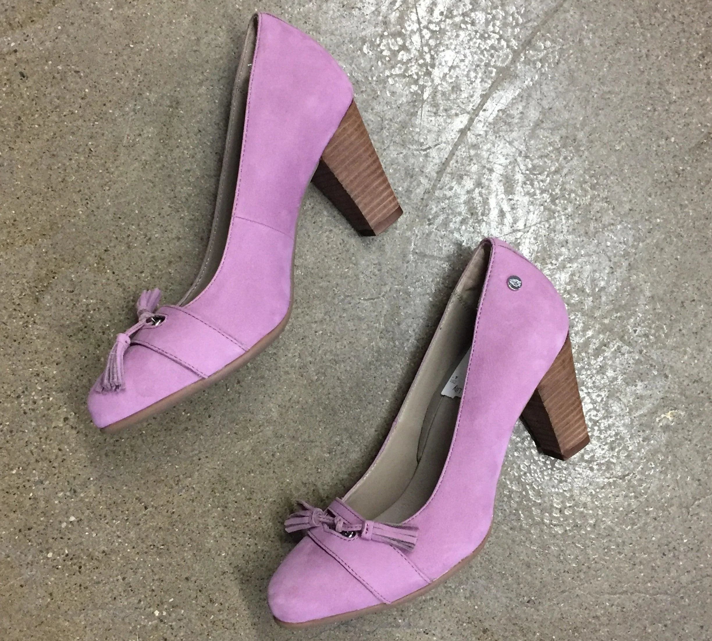 Hush Puppies Pumps, Size 7 - Gild the Lily